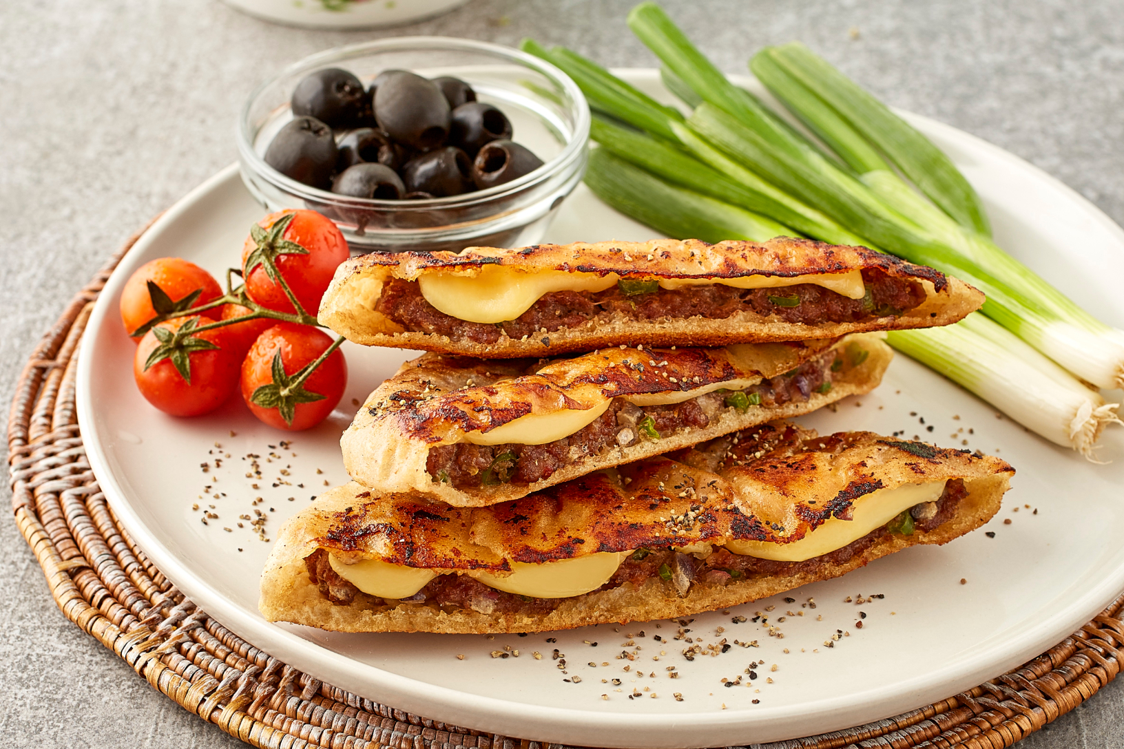 طوشكا حواوشي